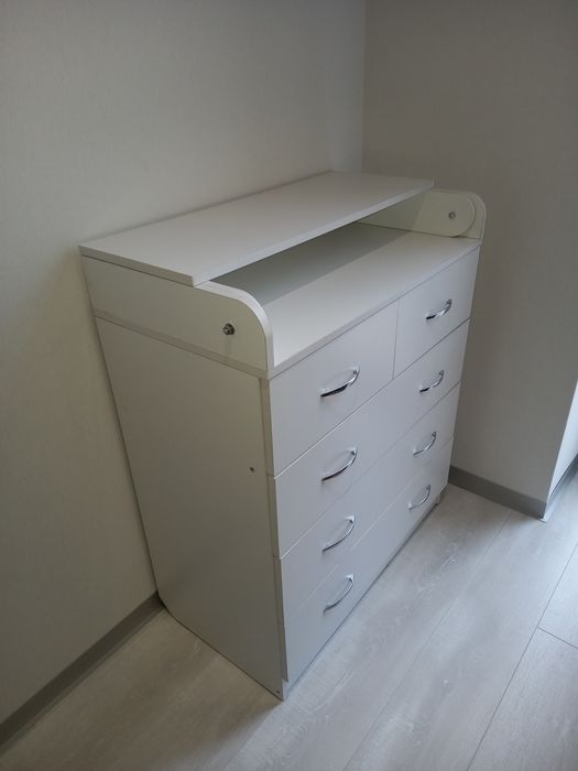 Продам комод пеленальний.