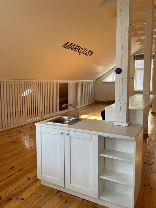 Комерційне приміщення, вул. Уманська, 25 — 130 м²