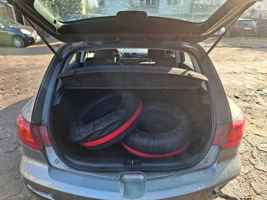 Mazda 3 hatchback rocznik 2004 / silnik 1,6