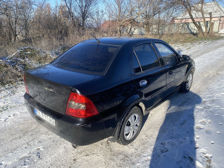 Geelу СК Кожаний Салон