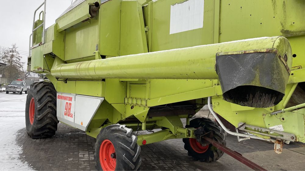 Claas Dominator 96 106 Mega 204 Lexion 450 części tanio
