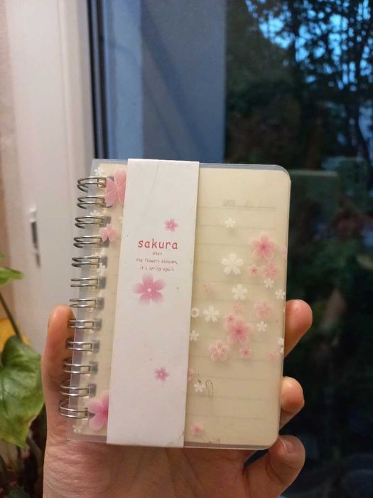 Notatki – kwiaty sakura, szczegóły