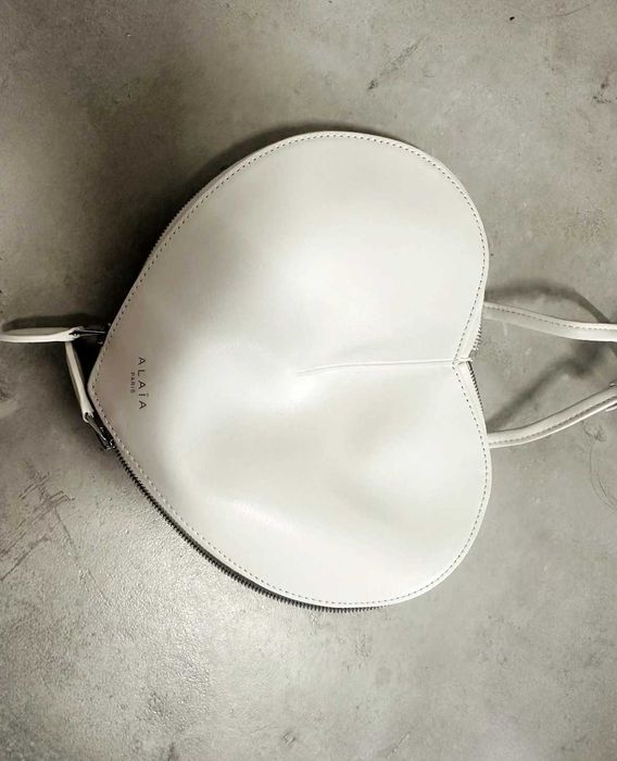 Жіноча сумка Alaїа