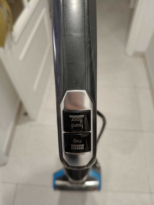 Aspirador Bissel lava e aspira