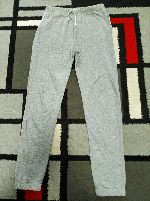 Спортивні,теплі,фірмові спортивні штани для хлопчика 13-14 р-George