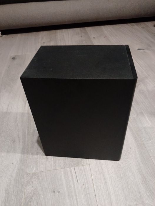 Sprzedam subwoofer 250 watt już jest możliwa wysyłka.