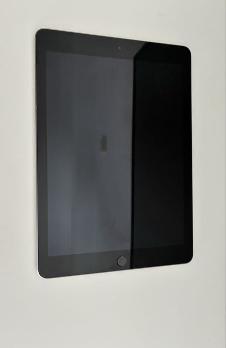 iPad (6th generation)447454540717117442