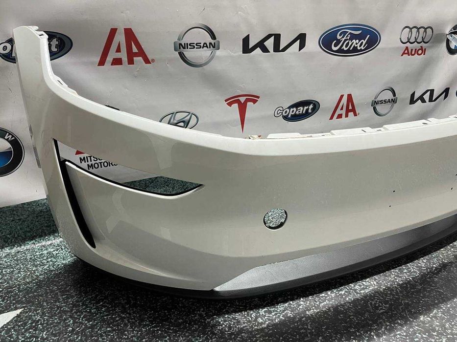Бампер передній Tesla Model Y Juniper 2025 1932380-00-С оригінал б/в