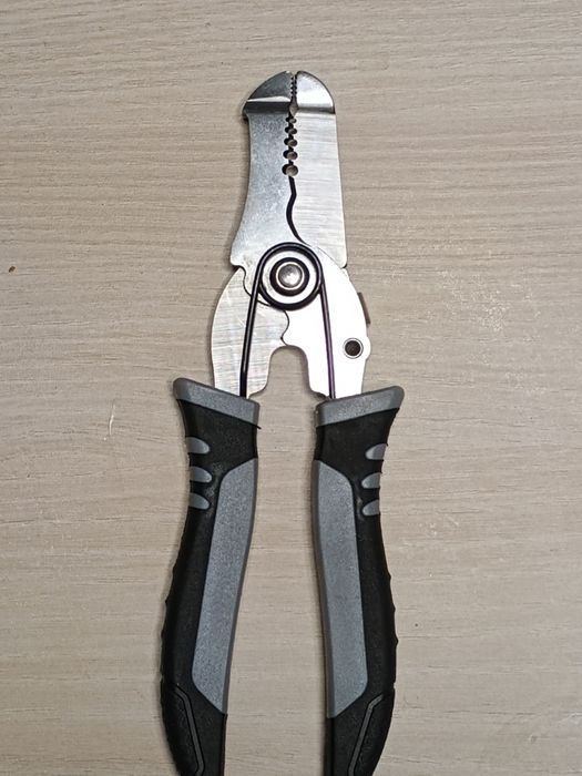 Зачистка проводов, стриппер