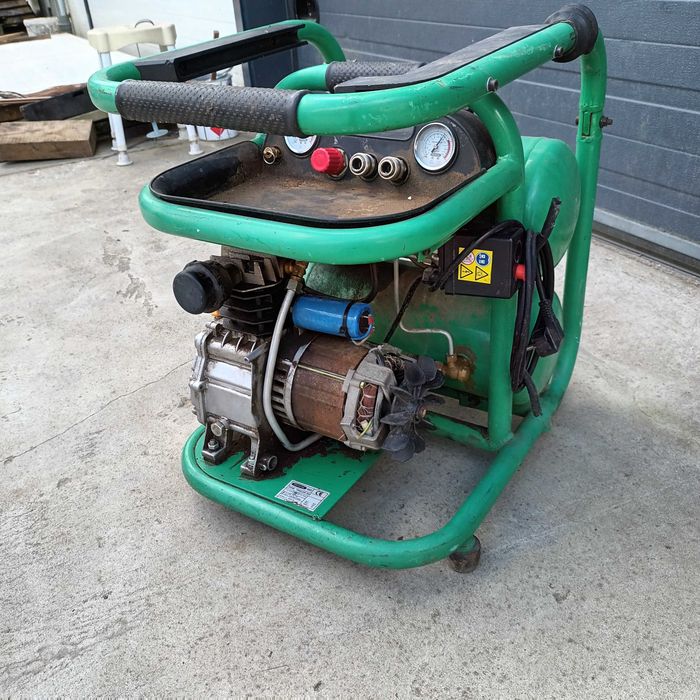 Sprężarka 300l/min 1,8kw 230v