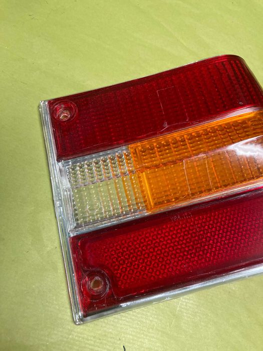 Vidro farolins trás direito Ford Cortina MK3 MkIII