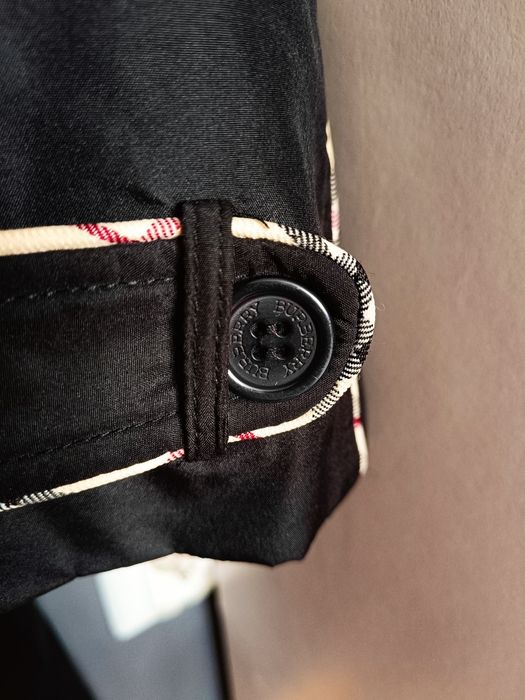 Płaszcz trencz burberry czarny krata old money