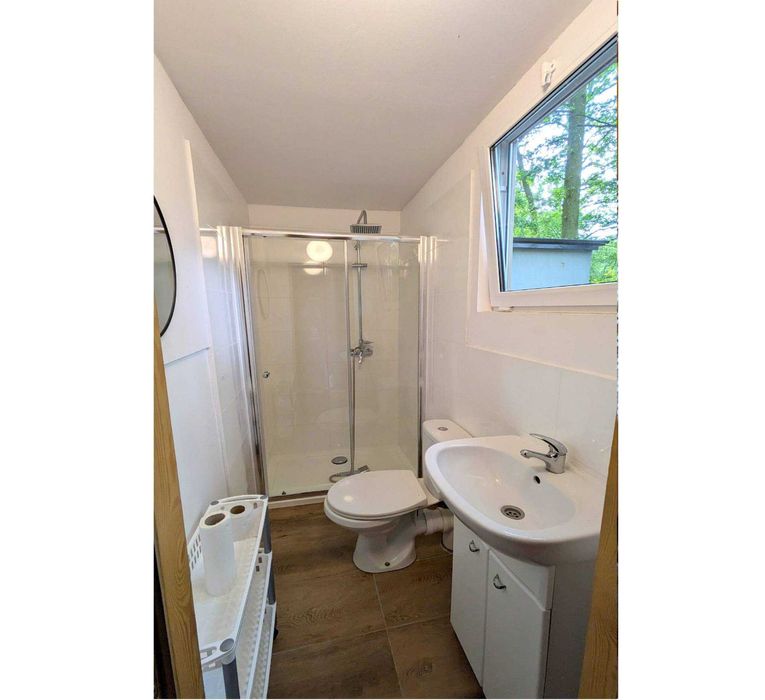 Domki, Noclegi Skorzęcin