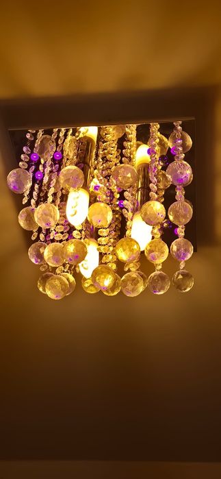 Lampa sufitowa LED kolory