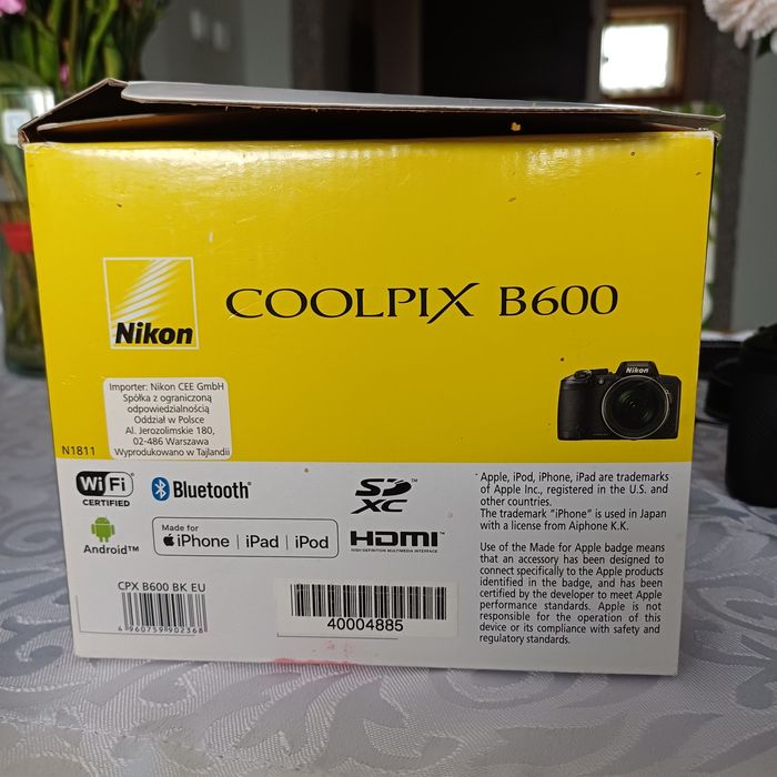 Aparat Nikon B600