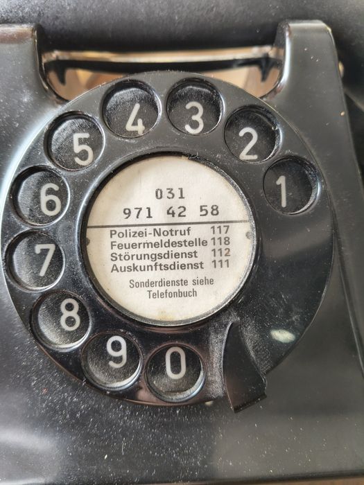 Telefon  analogowy. Antyk. Sprawny.