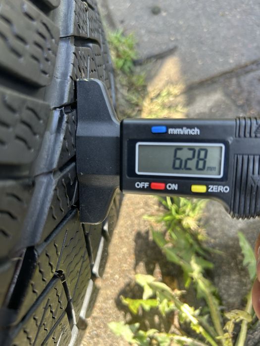 47 Opony Zimowe Pirelli 235/50/19 Bardzo Ładne