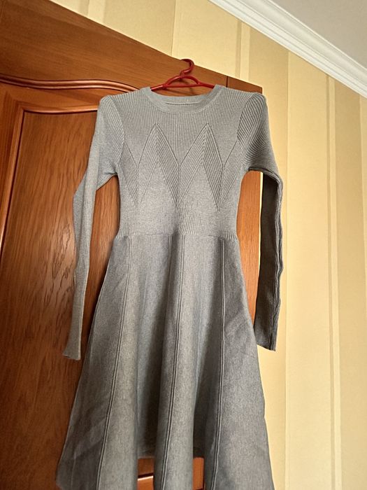 Сукня плаття в рубчик
