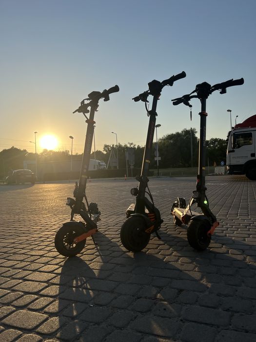 Електро самокат куго г2 про