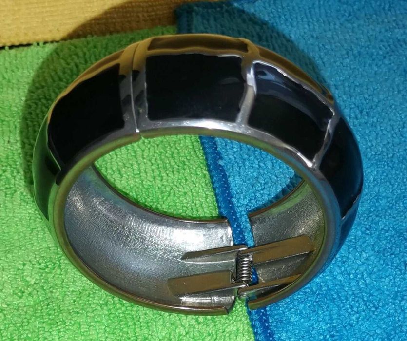 Pulseira Art Déco Antiga/Vintage em metal prateado com esmalte preto