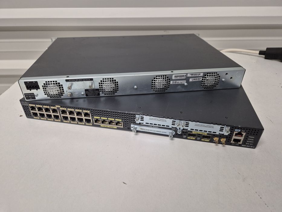 Cisco MWR-2941-DC
MWR 2941-DC Mobile Wireless Router