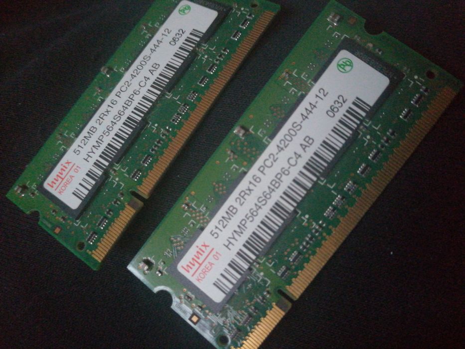 2x 512MB RAM może komuś się przyda