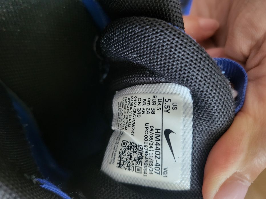 Buty sportowe Nike rozmiar 38 niebieskie sneakersy