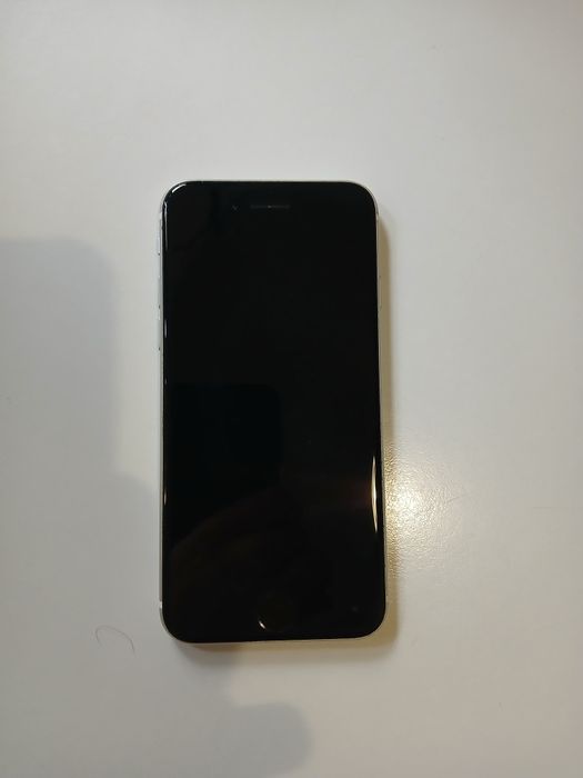 Telemóvel Iphone SE