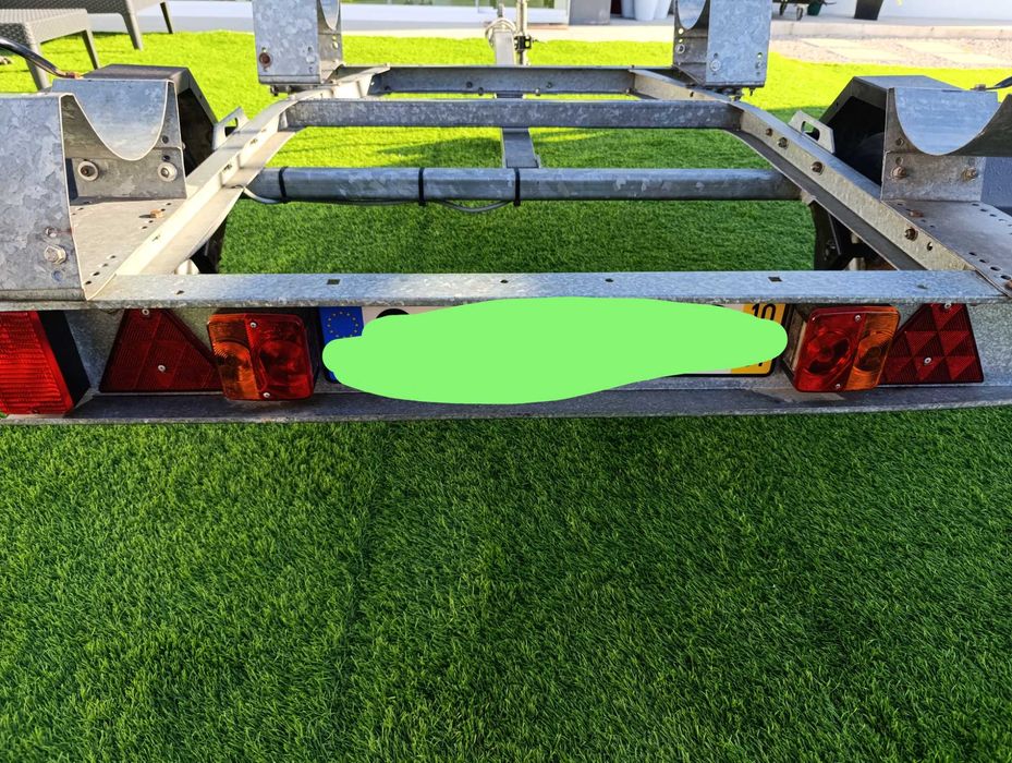 Atrelado galvanizado