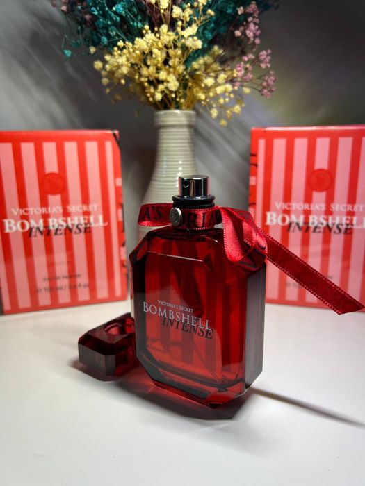 Духи жіночі Victoria’s Secret Bombshell Intense. Виктория Сикрет