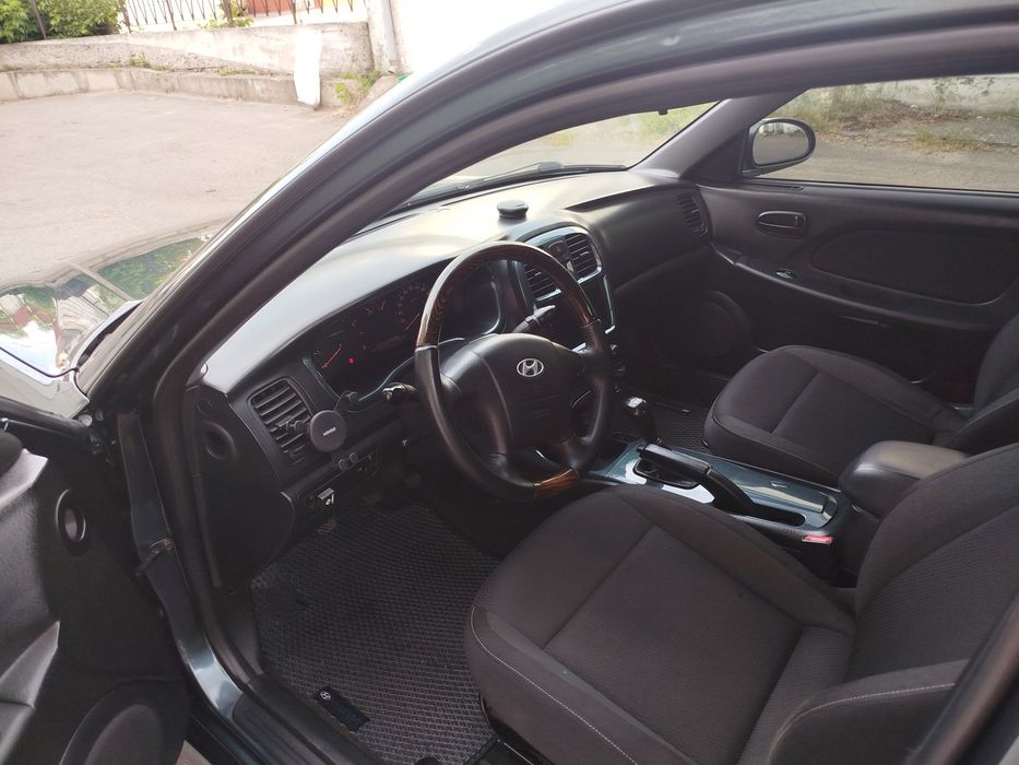 Hyundai sonata ef