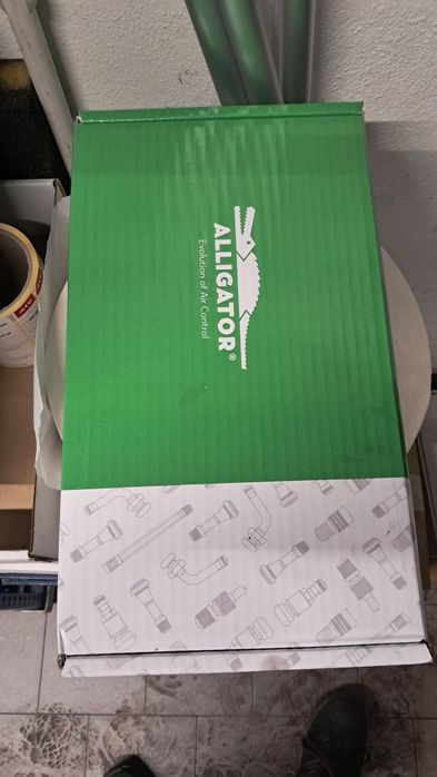 Pistolet do pompowania aligator