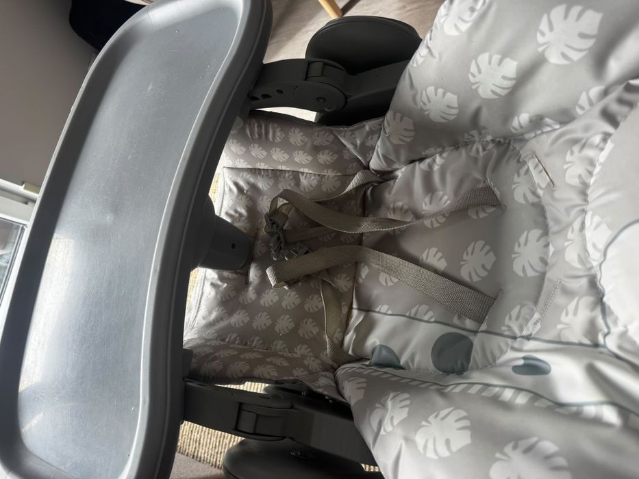 Krzesełko do karmienia dla dziecka Chicco Polly Easy Giraffe składane