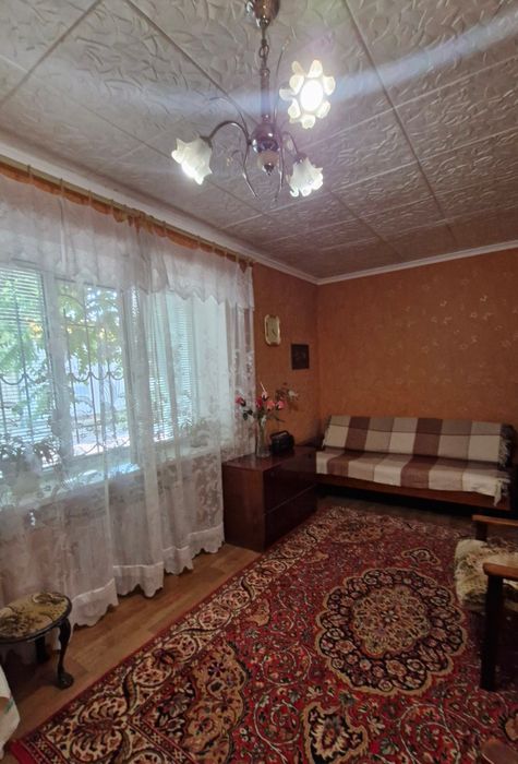 Продам 2х комнатную квартиру на Космонавтов