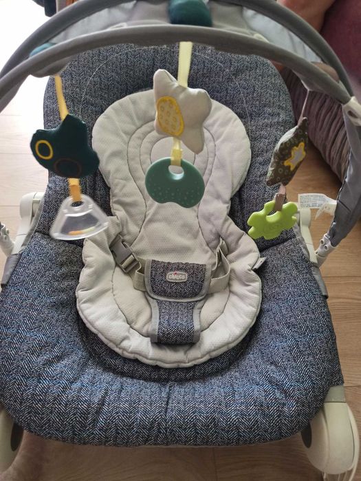 Шезлонг крісло гойдалка Chicco Hoopla