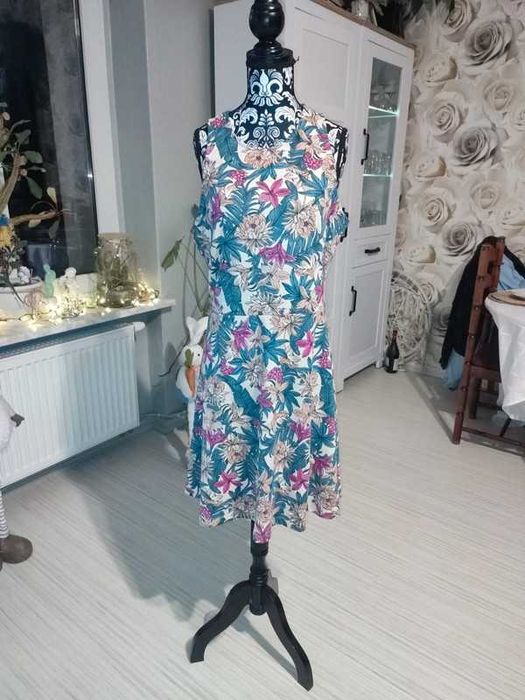 sukienka firmy H&M rozm. L