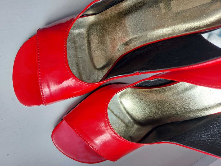 Buty szpilki NOWE czerwone