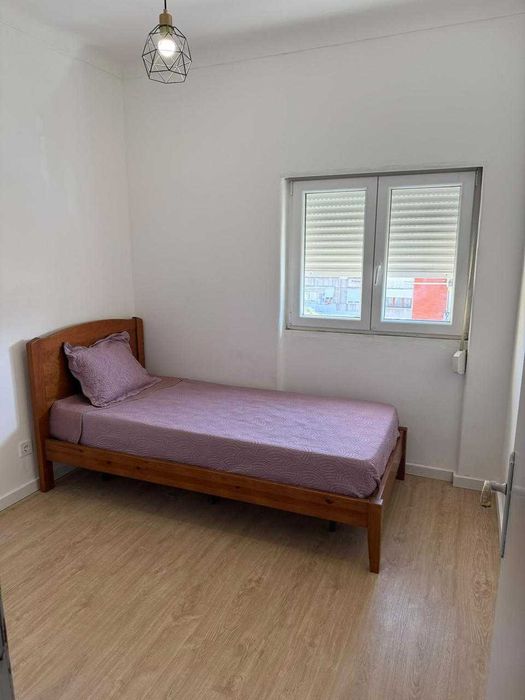 Quarto para Arrendar Alto do Seixalinho, Barreiro