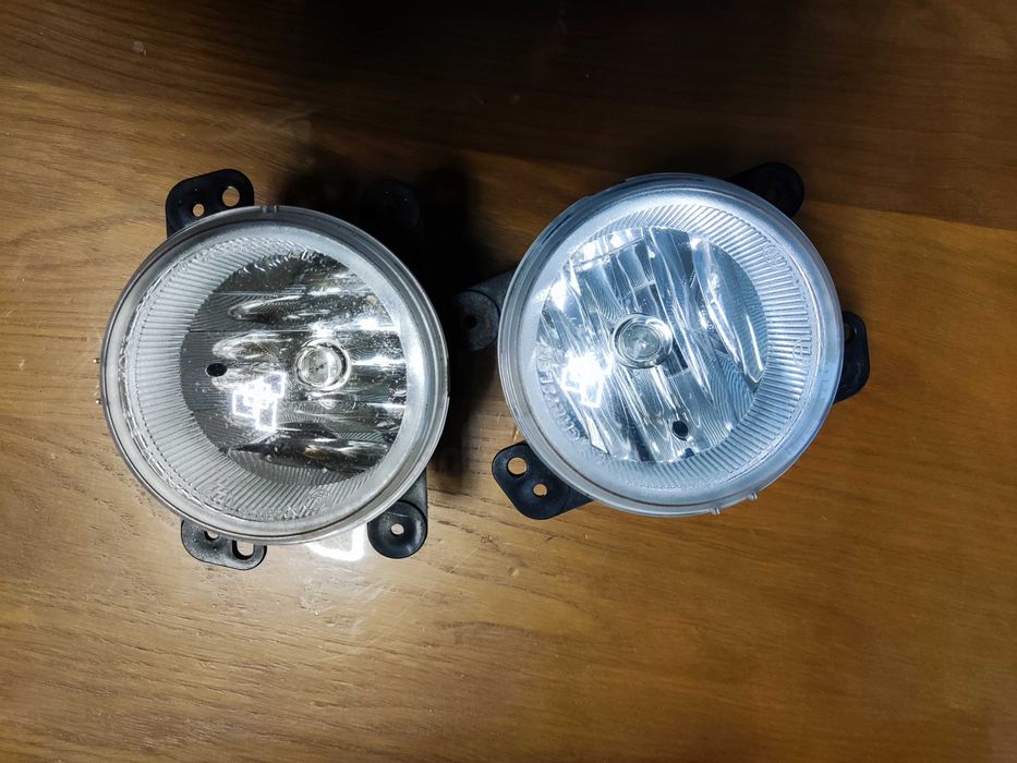 Протитуманні фари на Jeep Cherokee KL, оригінал.