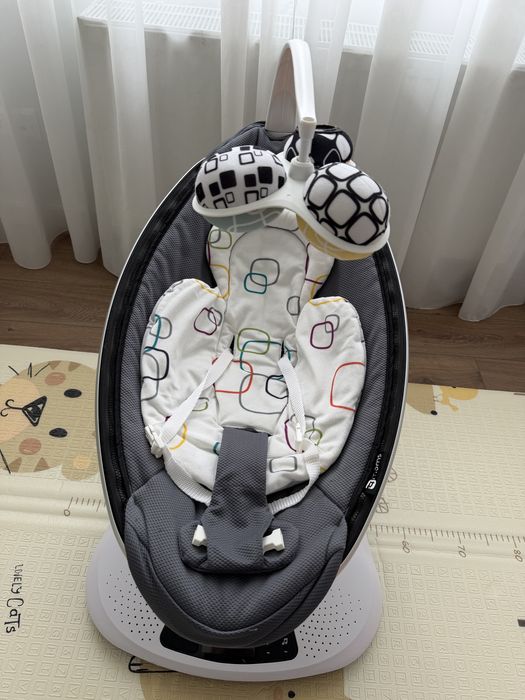 Крісло-гойдалка 4moms
