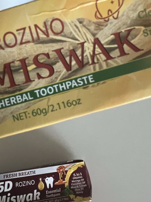 Місвак-паличка для зубів (зубна щітка), зубна паста