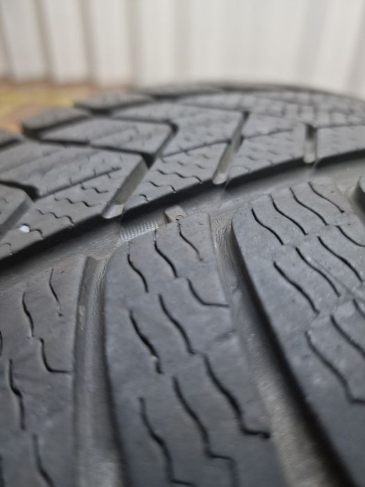 2 Pneus Pirelli Sottozero 3 225/40 R19 93H