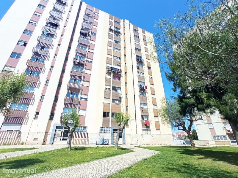 Apartamento em Alenquer, Carregado — Carregado E Cadafais, Lisboa