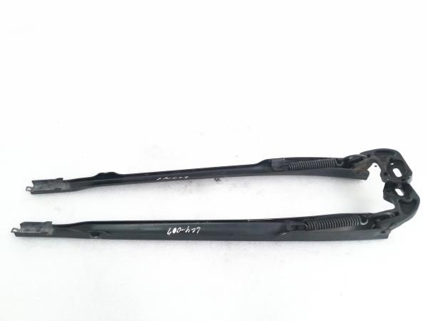 Haste / braço de escova limpa vidros frente direita SEAT Leon (1P1)