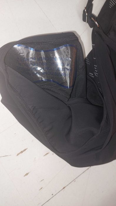 Kostium kąpielowy Arena Milena Wing Back 16 (UK38) XL Super elastyczny