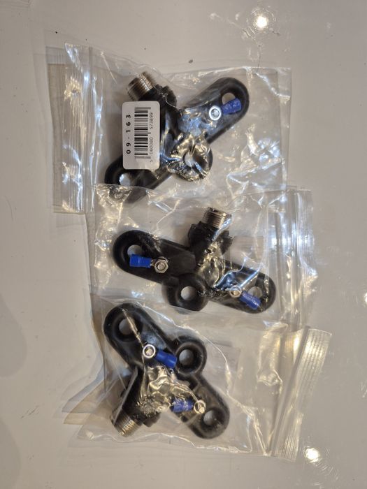 Uchwyt srodek anteny KF CB izolator dipolowy gniazdo UC1 SO239