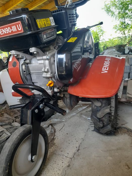 Profesjonalna Glebogryzarka Spalinowa VENOM 223cc Zestaw GIGANT 10w1 (Jak NOWA)