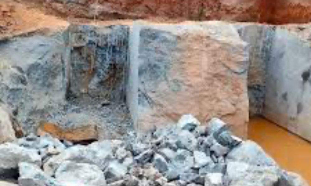 Demoliçoes todo tipo de pedra c/s explosivos