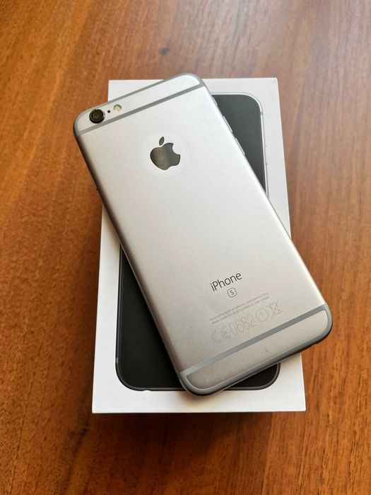 iPhone 6S з упаковкою