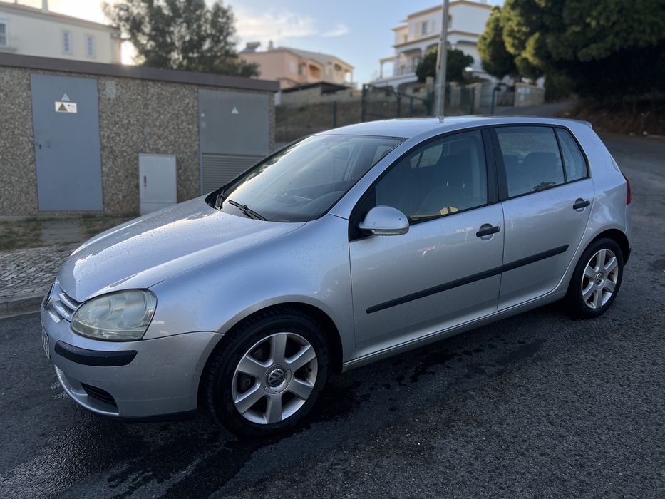 VW Golf V 1.4 FSI – 2004 – 231.000 km